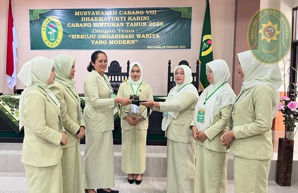 22 DHARMAYUKTI KARINI CABANG BINTUHAN SELENGGARAKAN MUSYAWARAH CABANG VIII5