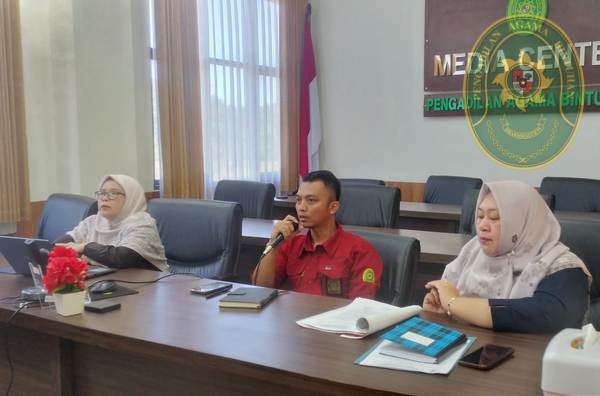 25 PENGADILAN AGAMA BINTUHAN IKUTI PEMERIKSAAN PENGHAPUSAN BMN2