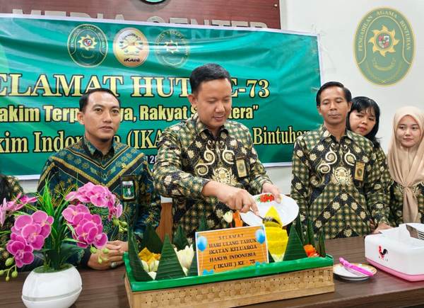 21 HUT KE 73 IKAHI HAKIM TERPERCAYA RAKYAT SEJAHTERA 3