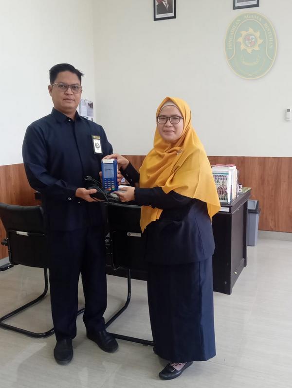 128 PENYERAHAN MESIN EDC 2024 2