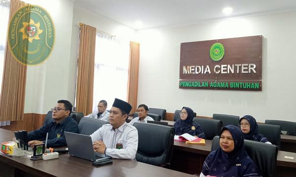 14 PA BINTUHAN IKUTI WEBINAR PENGUATAN UNIT PENGENDALIAN GRATIFIKASI DAN UPAYA PEMBERANTASAN TINDAK PIDANA KORUPSI 
