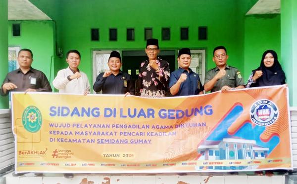 20 SIDANG KELILING DARI TANJUNG KEMUNING KE SEMIDANG GUMAY WUJUD NYATA PELAYANAN PA BINTUHAN