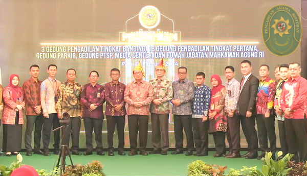 7 AKHIRNYA KETUA MAHKAMAH AGUNG RESMIKAN GEDUNG PENGADILAN AGAMA BINTUHAN 
