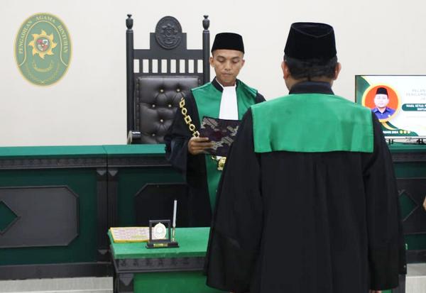 9 KETUA PA BINTUHAN LANTIK USTADZ ARI SEBAGAI WAKIL KETUA PA BINTUHAN