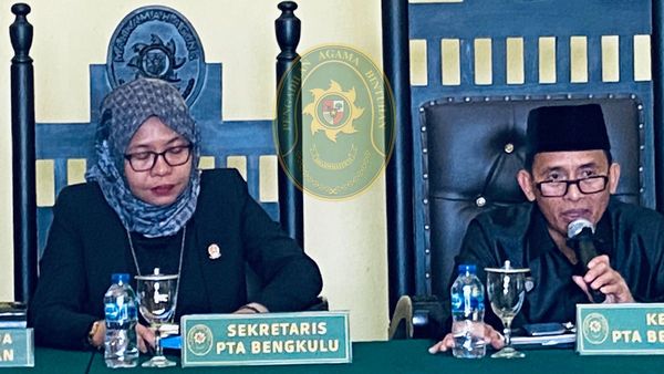 43. PEMBINAAN KETUA PENGADILAN TINGGI AGAMA BENGKULU DI PENGADILAN AGAMA BINTUHAN1