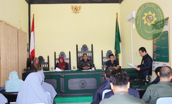 48 PEMBINAAN DAN PEMANTAUAN PTA BENGKULU DI PA BINTUHAN KETUA BERHARAP2