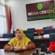 MATANGKAN PERSIAPAN SEKRETARIS PA BINTUHAN IKUTI RAPAT