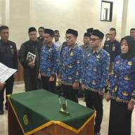 KETUA SUMPAH 5 PNS MAHKAMAH AGUNG DI PENGADILAN AGAMA BINTUHAN 